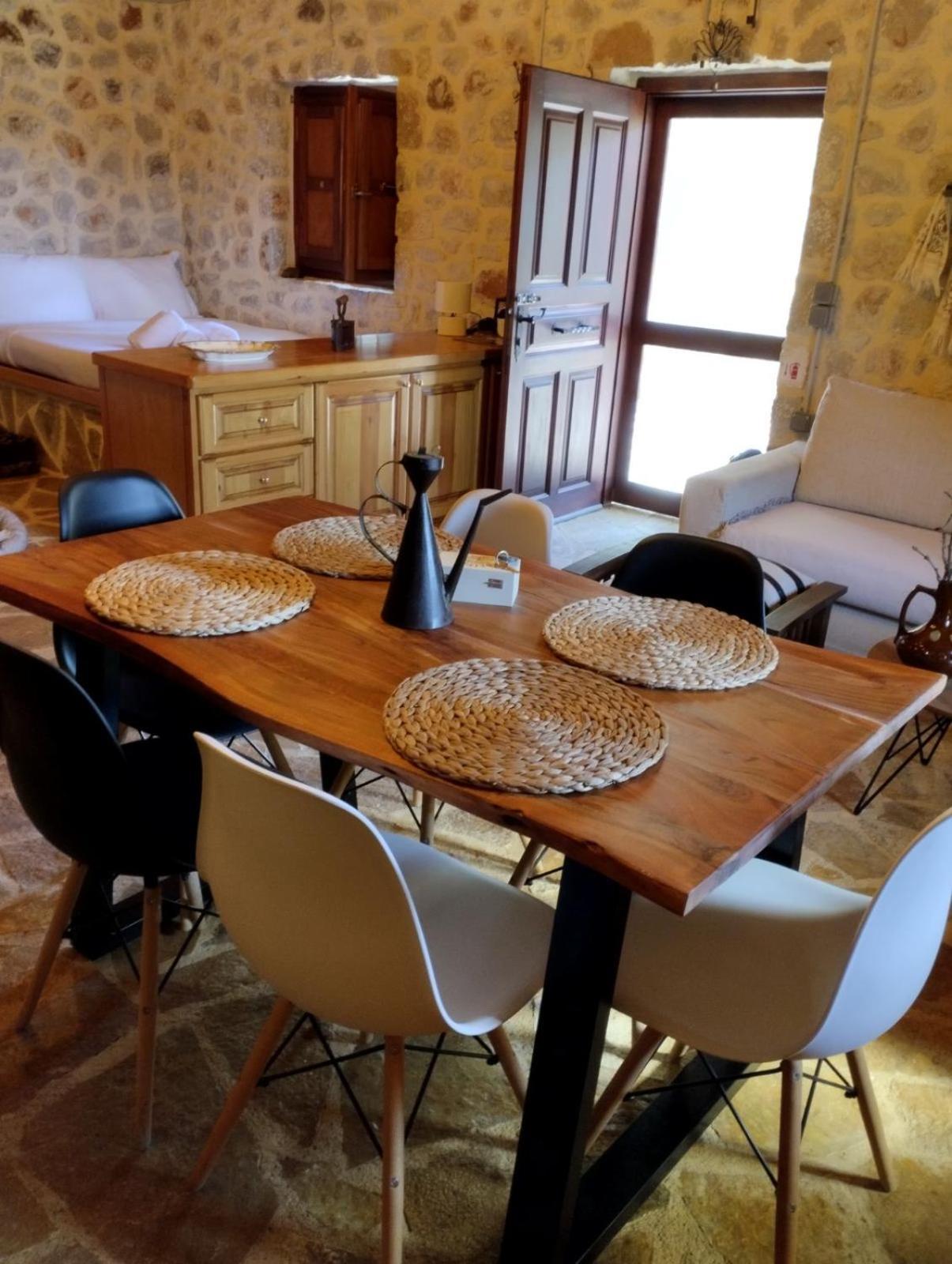 Meditation Olive House Holiday home Pelei